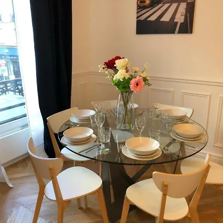 Montorgueil Apartment