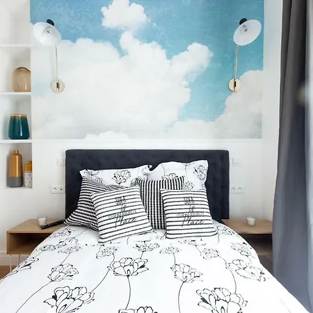 Montorgueil Apartment