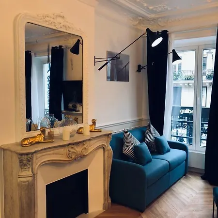 Montorgueil Apartment *